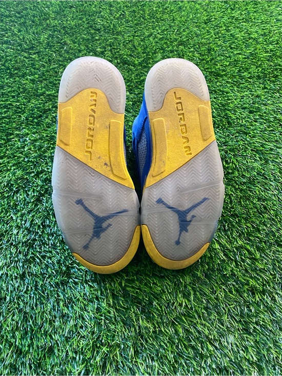 Jordan 5 “Laney” Size 8, Good Condition with Box!